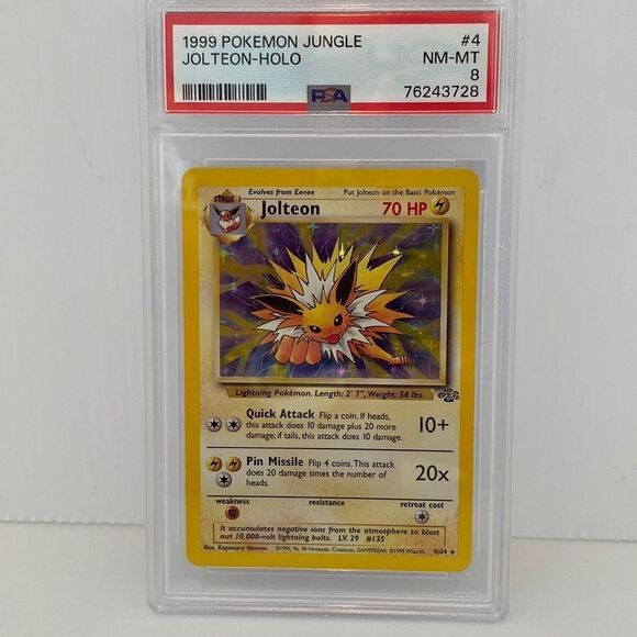 Pokémon 1999 Jungle 4 Jolteon Holo PSA 8 Near Mint - Mint Pokémon Card - Picture 1 of 5